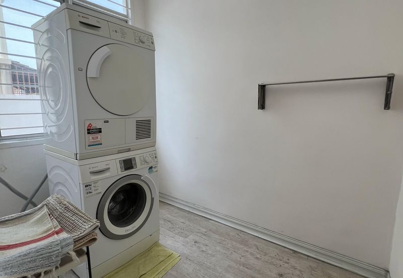 Jalan Setia Impian U13/6F