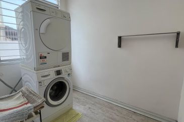 Jalan Setia Impian U13/6F