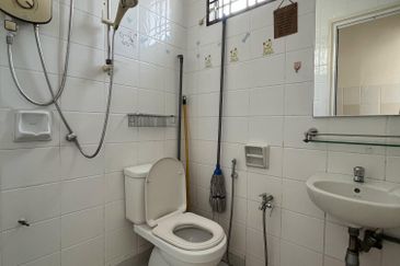 Jalan Setia Impian U13/6F