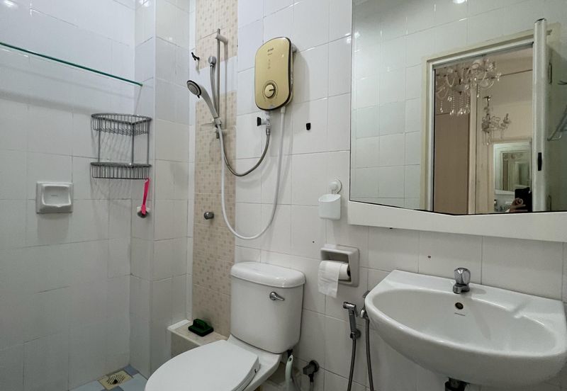 Jalan Setia Impian U13/6F