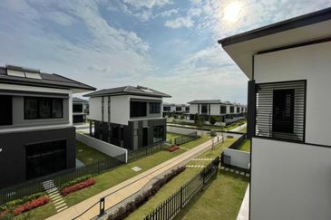 Dremien @ Eco Ardence