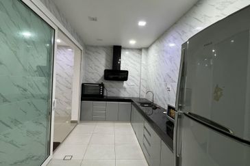 Elmeri (Dillenia Series), Setia Alam