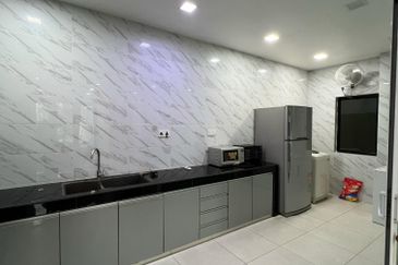 Elmeri (Dillenia Series), Setia Alam