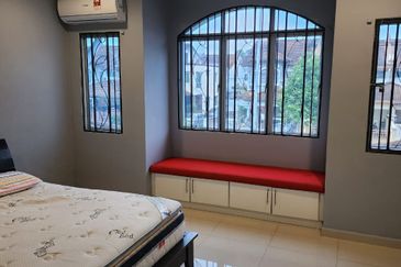 Jalan Setia Impian U13/5F