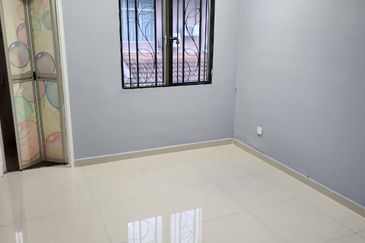 Jalan Setia Impian U13/5F