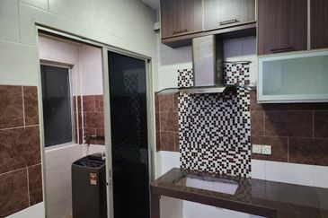 Jalan Setia Impian U13/5F