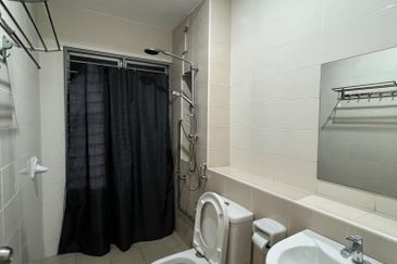 Jalan Setia Indah U13/11P