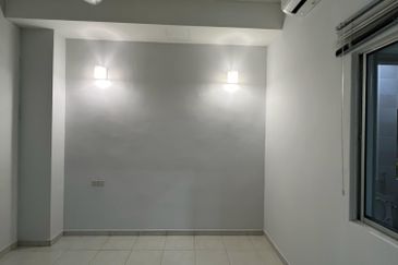 Jalan Setia Indah U13/11P