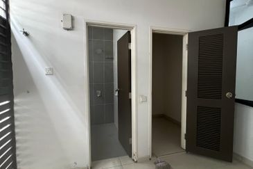 Jalan Setia Utama U13/37L