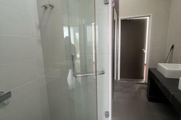 Jalan Setia Utama U13/37L