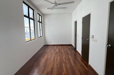 Jalan Setia Utama U13/37L