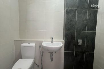 Jalan Setia Utama U13/37L