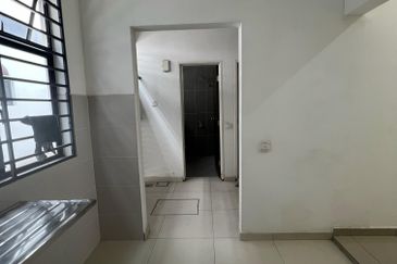 Jalan Setia Utama U13/37L