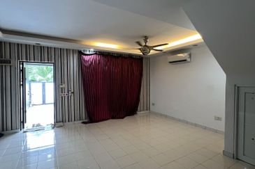 Jalan Setia Indah U13/11C