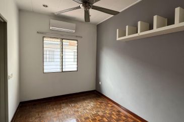 Jalan Setia Indah U13/11C