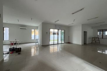Aman Perdana Bungalow double storey for Sale
