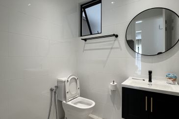 Nara Courtyard Homes