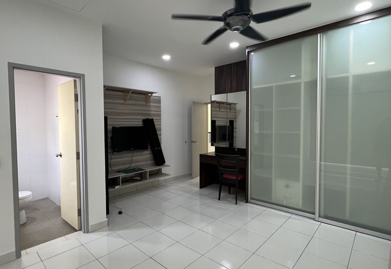 Jalan Setia Impian U13/7