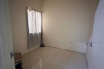 Jalan Setia Indah U13/11H