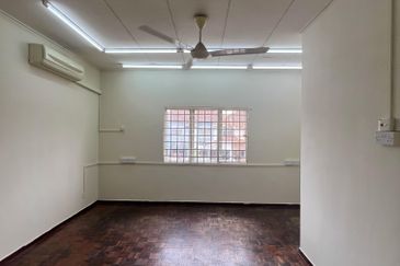 Jalan Setia Impian U13/4G