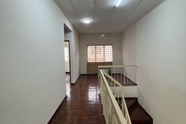 Jalan Setia Impian U13/4G