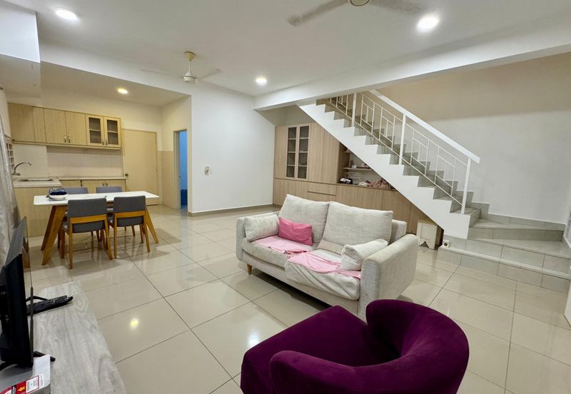 Jalan Setia Impian U13/7