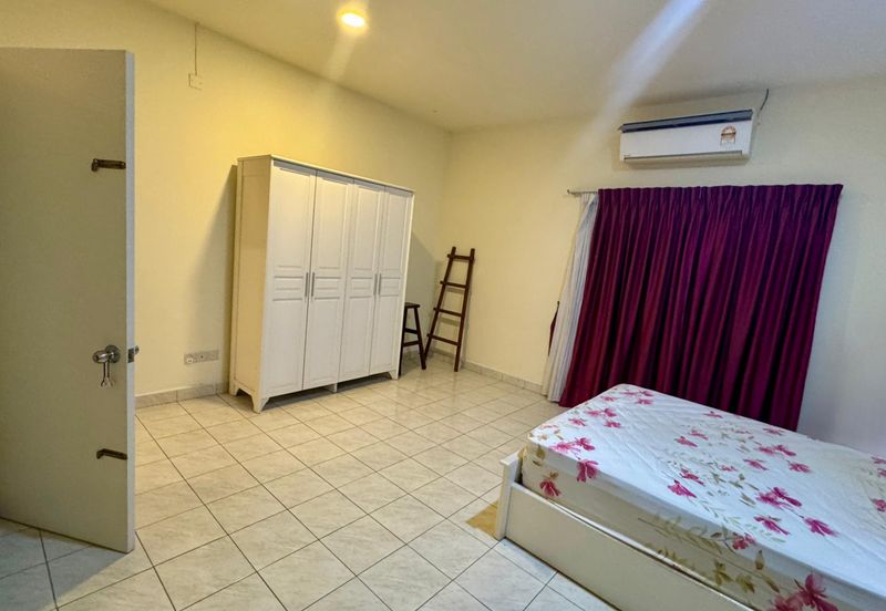 Jalan Setia Impian U13/7