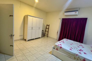 Jalan Setia Impian U13/7