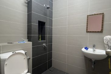 Jalan Setia Utama U13/37L