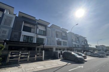 Jalan Setia Utama U13/37L