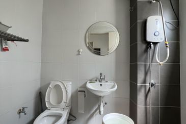 Jalan Setia Permai U13/43