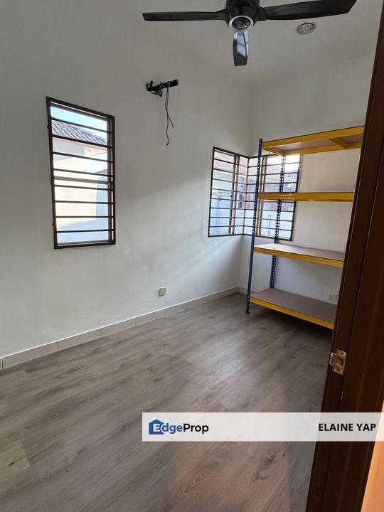 Taman Aman Perdana semi detached house for Sale, Selangor, Klang