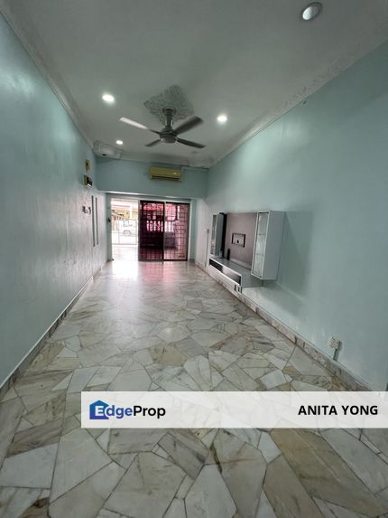 Single storey at Taman Kinrara Seksyen 1 off Bt.7 Jalan Puchong, Selangor, Puchong