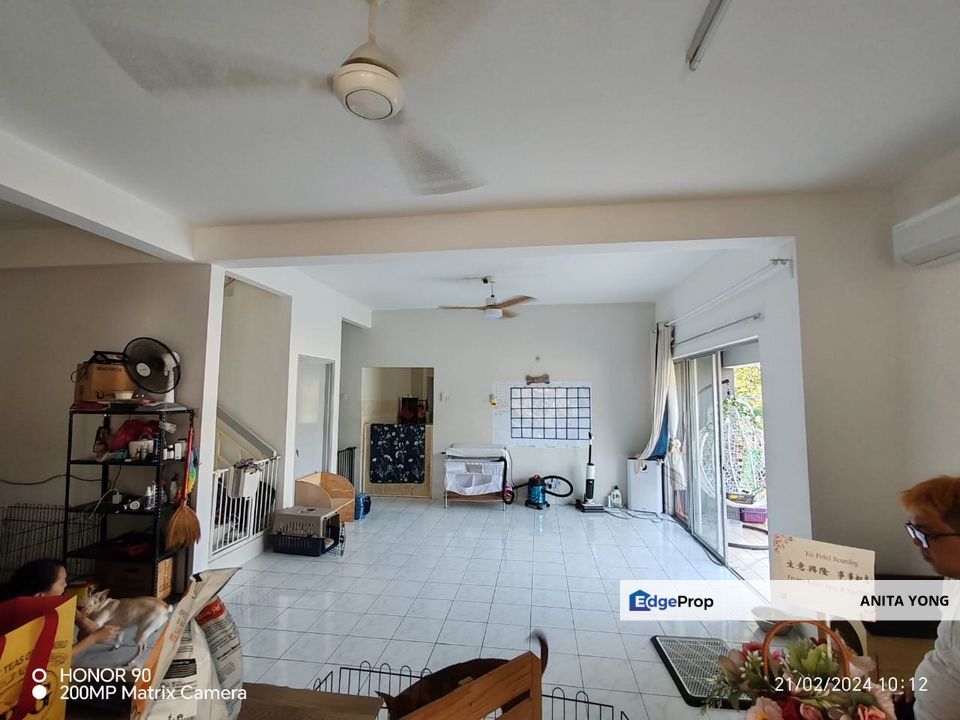 Corner Semi-D at Emerald Heights PUJ 9, Puncak Jalil Seri Kembangan , Selangor, Seri Kembangan