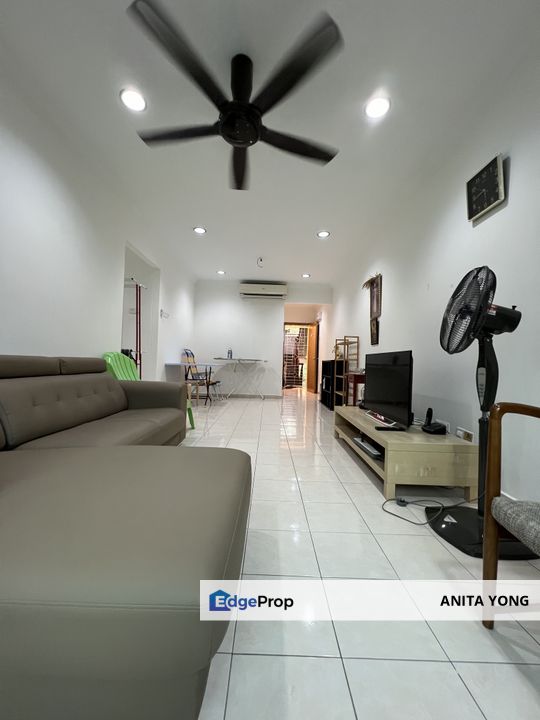 Corner Semi-D at Emerald Heights PUJ 9, Puncak Jalil Seri Kembangan , Selangor, Seri Kembangan