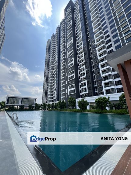 Suria Garden Residence at Batu 14 Puchong , Selangor, Puchong