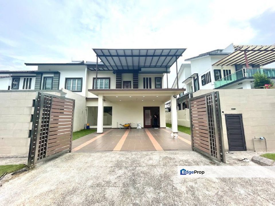 Double Storey Semi D, Hillview Residence, Bandar Teknologi Kajang. for