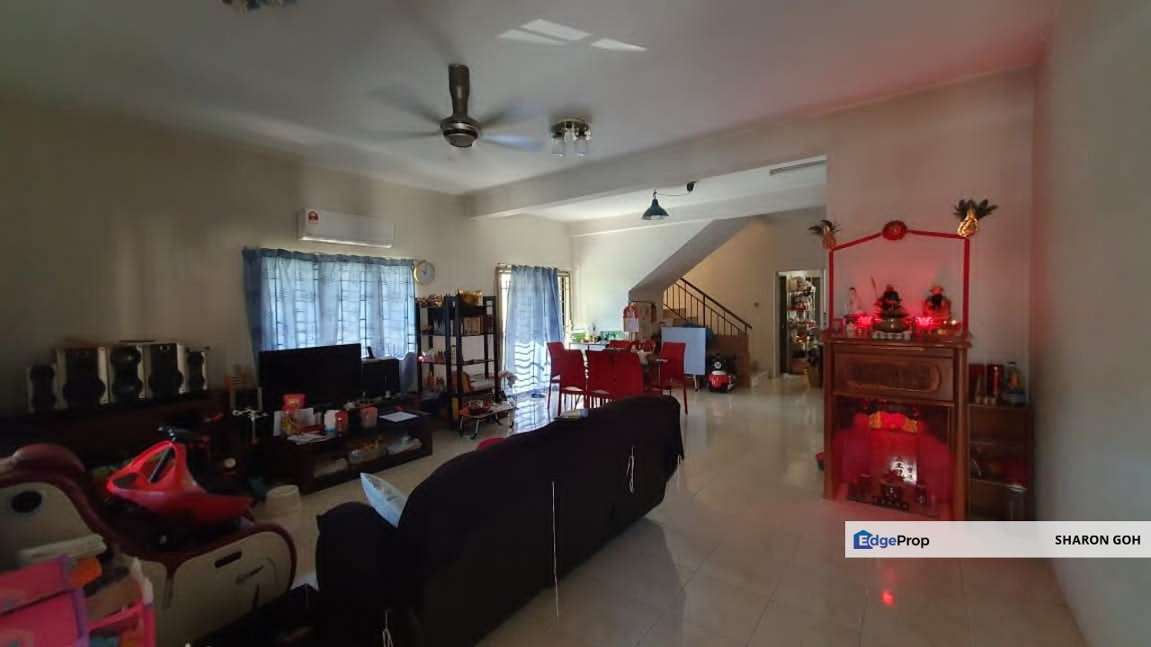 Bandar Nusa Rhu 2storey corner terrace house for Sale RM900,000 By