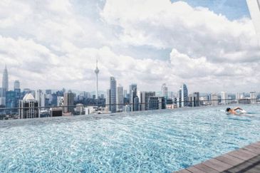 1 Station to TRX, 2 to KLCC Park, Freehold Condo |