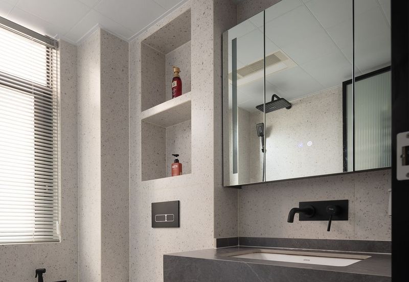 KLCC Freehold Airbnb Condo | BMW 60% | High ROI 11%