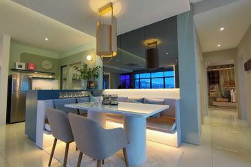 New Luxury 3 Room Freehold Kepong Condo, Free 2 Side by Side Carpark , Free Furnished