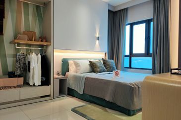 New Luxury 3 Room Freehold Kepong Condo, Free 2 Side by Side Carpark , Free Furnished