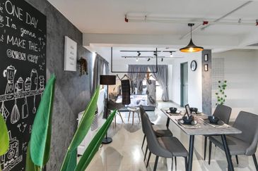 TRX shot walk to mrt lrt mall Freehold fully furnish