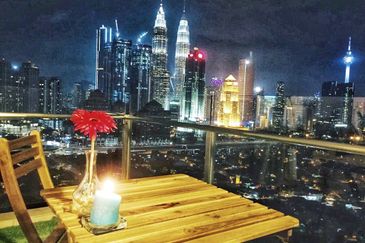 [KLCC] Kuala Lumpur City Centre Residence Suites Beside LRT & Mall