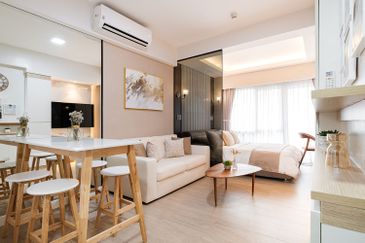 Kuala lumpur City with transport fully furnish 0% dozn payment