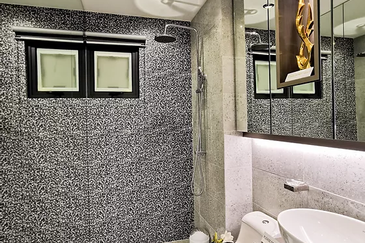 [NEW FREEHOLD 5G CONDO] 3Room 900Sqft 2 Carpark | 0% DownPayment & Fully Furnished