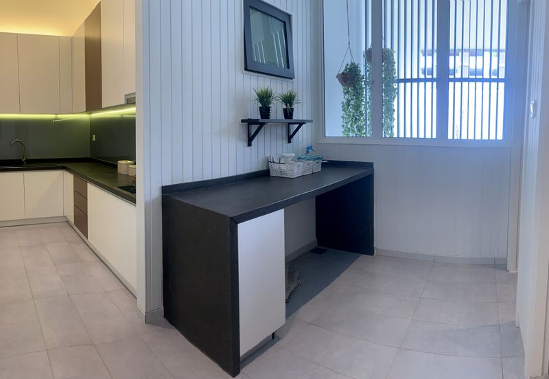 [NEW FREEHOLD 5G CONDO] 3Room 900Sqft 2 Carpark | 0% DownPayment & Fully Furnished