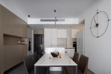 [NEW FREEHOLD 5G CONDO] 3Room 900Sqft 2 Carpark | 0% DownPayment & Fully Furnished