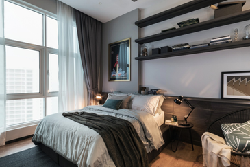 [NEW FREEHOLD 5G CONDO] 3Room 900Sqft 2 Carpark | 0% DownPayment & Fully Furnished