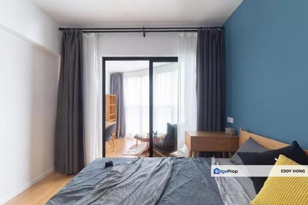 Nearby to 3 Lrt, 250m Covered Walkway to New Lrt Line 3, Very Cheap, Selangor, Petaling Jaya